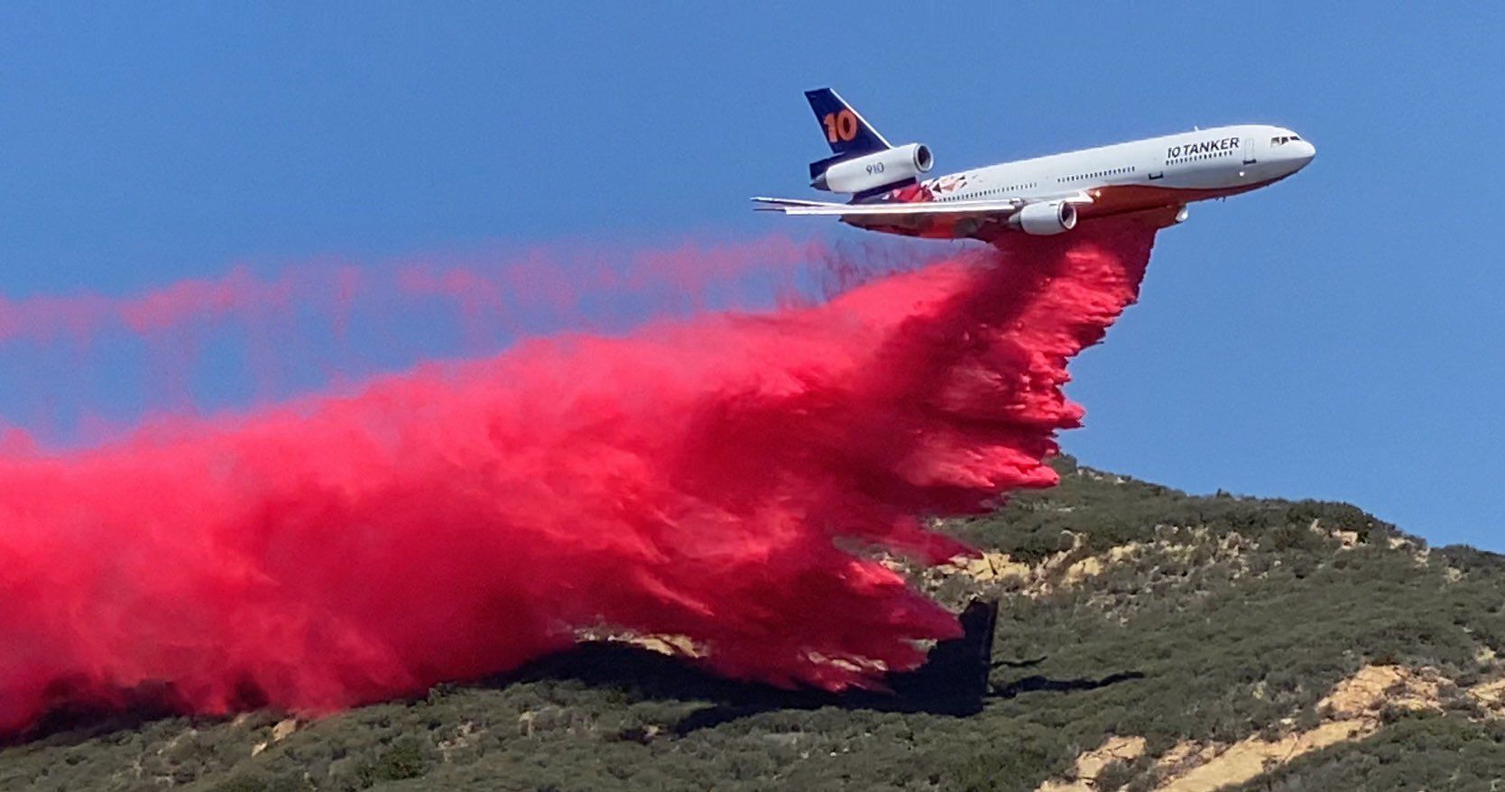 101521 alisal fire tanker eliason 2.jpg